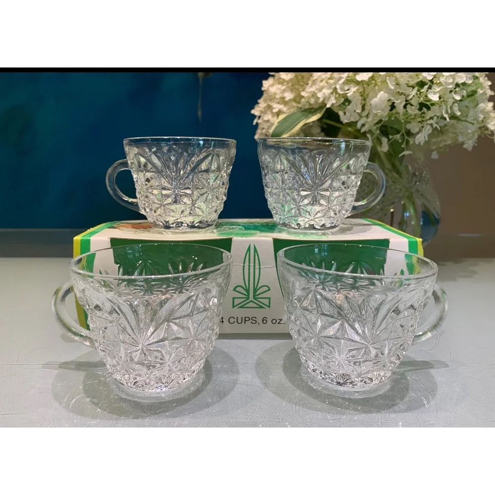 Anchor Hocking Arlington Punch Cups Set of 4 Clear Glass Starburst 6oz